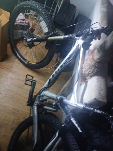 Profi fülle mountainbike - profi,